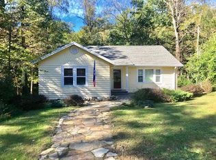 212 Tennessee Ave, University Of The South, TN 37375