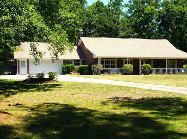 1925 Hickory Ln., Longs, SC 29568
