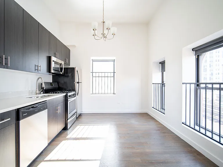 Remodeled Kitchen - Unit 404