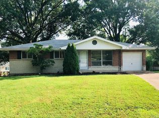707 El Ray Ct, Saint Louis, MO
