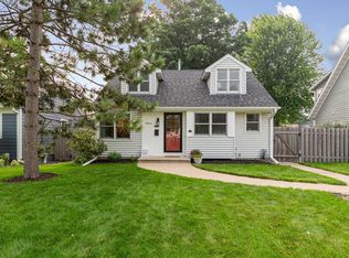 5916 Abbott Ave S, Edina, MN 55410