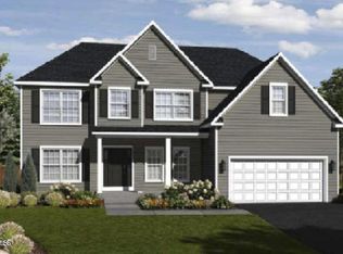 13 Edenfield St, Albany, NY 12211