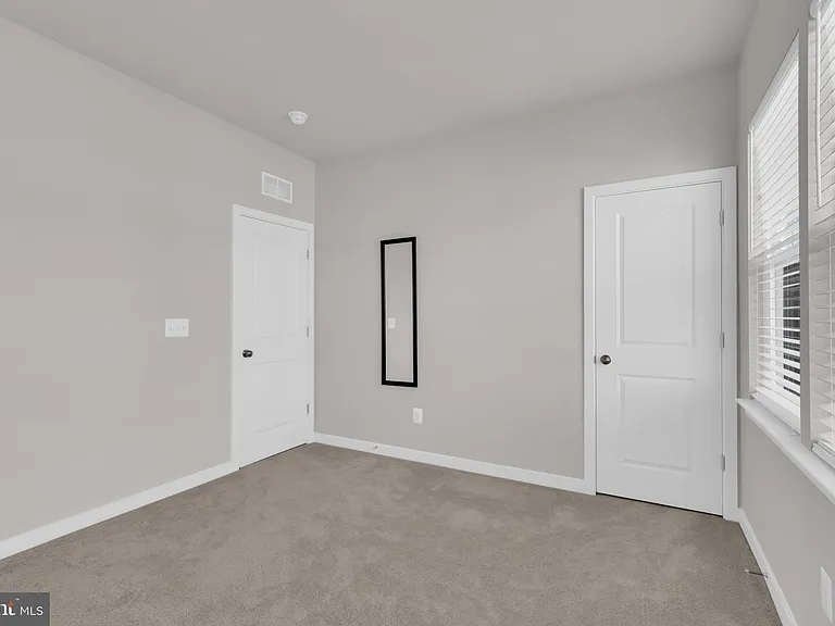 131 Thornton Way — Photo 25
