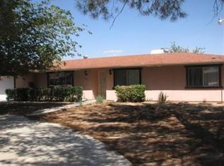 16055 Quinnault Rd, Apple Valley, CA 92307