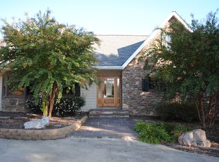 1370 S Peace Haven Rd, Clemmons, NC 27012
