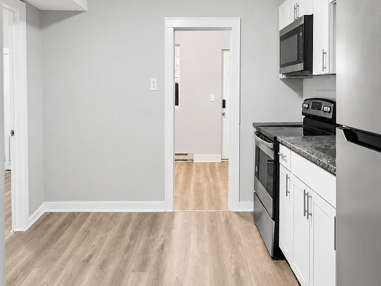 181 Sheridan Ave #1 — Photo 7