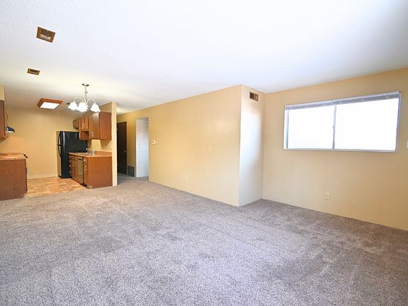 5th image of 3260 Raven Oaks Dr #9