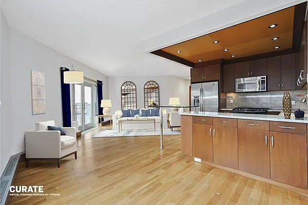 Sold by Avenue Sotheby's International Realty | media 1
