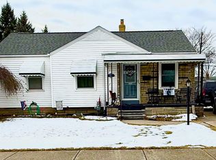 12496 Agnes St, Southgate, MI 48195