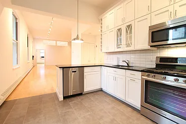 Rented by Level Group