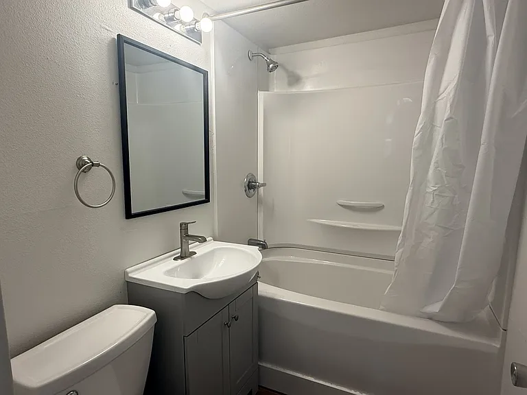 1303 Lake Elmo Dr — Photo 10