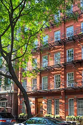 316 East 82nd Street in Yorkville