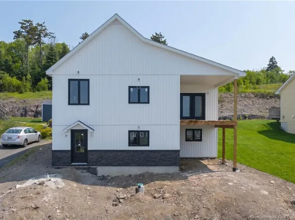 18 Reba Rd, Saint John, NB E2J 0G5
