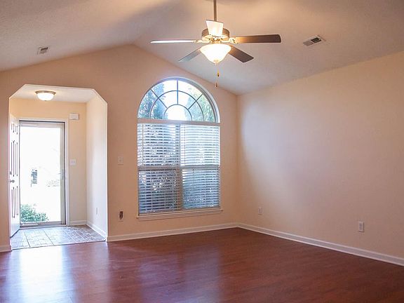 5th image of 1081 Brick House Ln