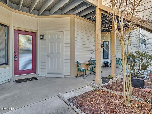 2nd image of 183 Longstreet Drive #101