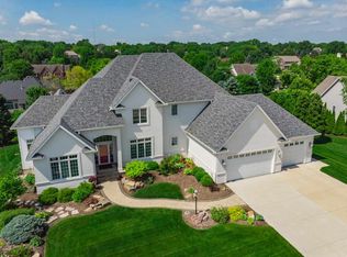 4852 Pigeon Creek Trl, Bettendorf, IA 52722