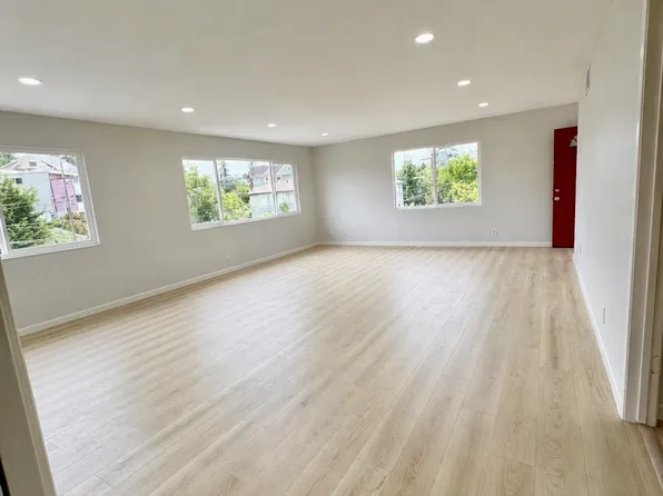 357 Athol Ave, Oakland, CA 94606