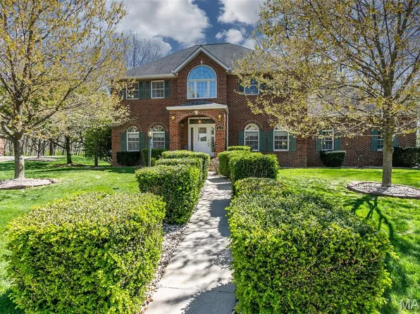 3645 Willoughby Cir, Shiloh, IL 62221
