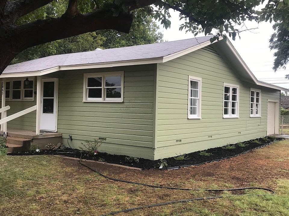 1st image of 1865 Poplar St