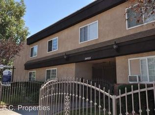 24933 Walnut St APT 36, Newhall, CA 91321