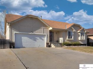 8122 S 50th Ave, Omaha, NE 68157