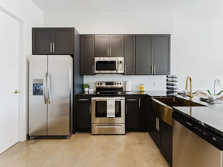 Koosh Living at Griffin — Photo 12