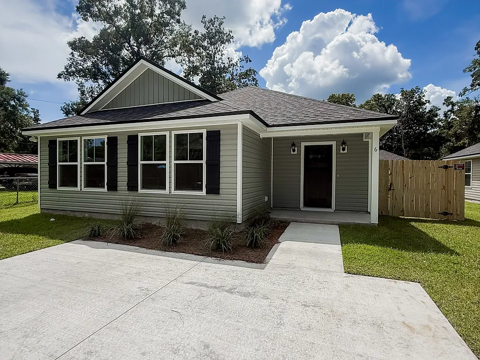 6 J R Milton Rd