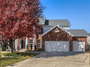 356 Carr Manor Ct, Ballwin, MO 63021