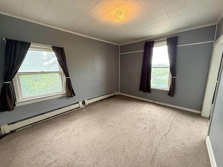 1204 Kenwood Ave — Photo 27