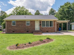 705 N 5th St, Mebane, NC 27302