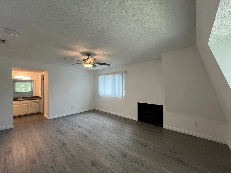 16904 S New Hampshire Ave — Photo 12