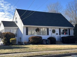 3-46 28th St, Fair Lawn, NJ 07410