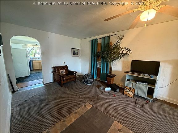 4th image of 447 19th St