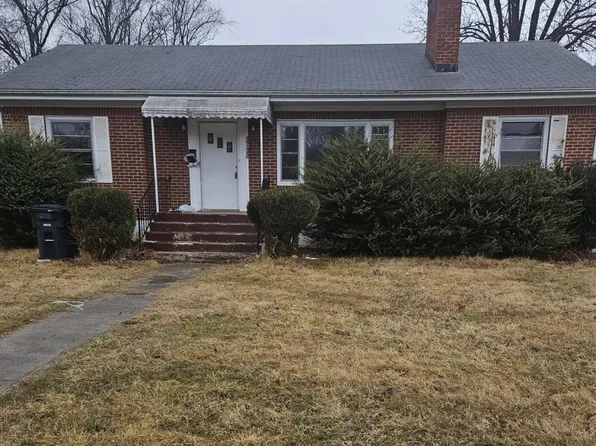 2738 Cedarhurst Ave NW, Roanoke, VA 24012