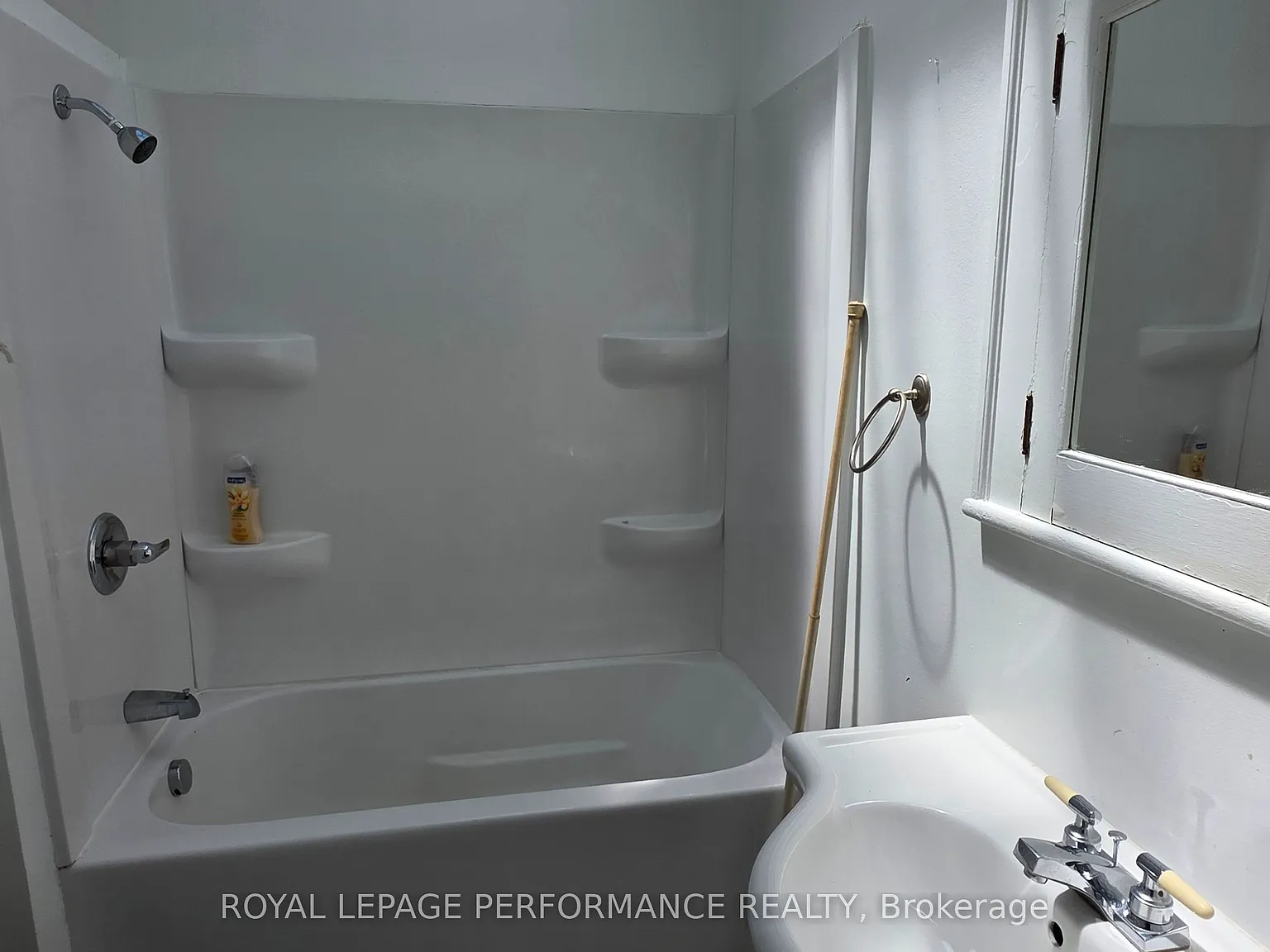 2 bed, $1,800 — Photo 4