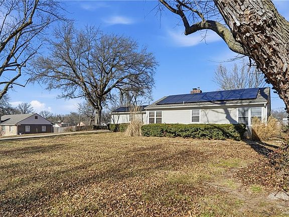 4th image of 3620 Gibbs Rd