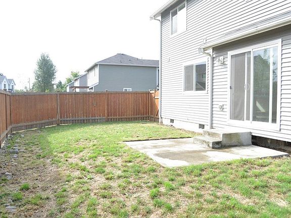 4th image of 125 4th Ave N