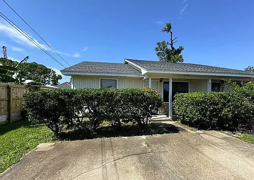 2716 Banyan St Photo 1