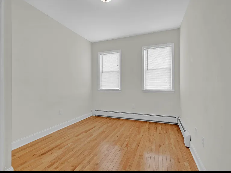 165 Hopkins Ave #4 — Photo 2