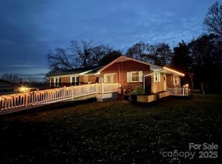 800 Charles Rd, Shelby, NC 28152