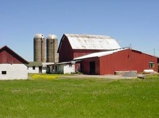 366 N Liberty Rd, Grove City, PA 16127