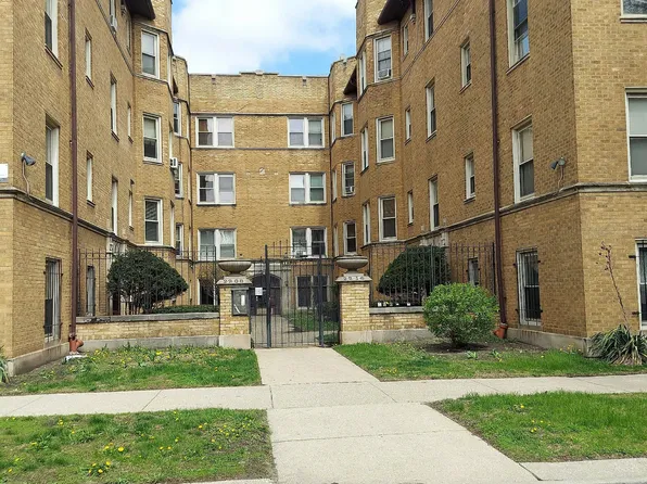 2214 E 70th St #2N, Chicago, IL 60649