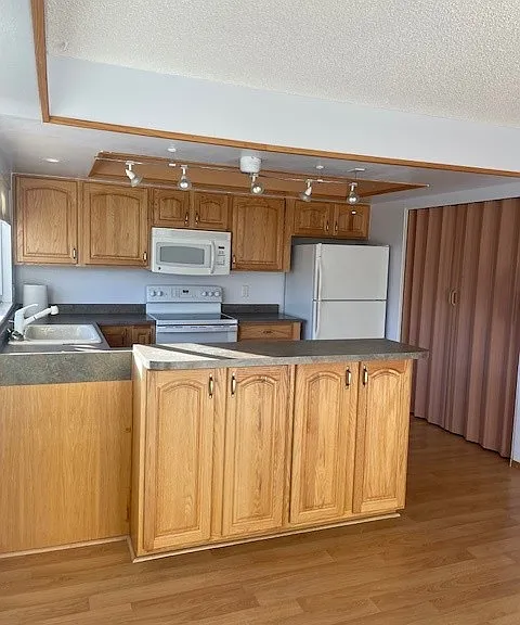 569 S Xenon Ct — Photo 1