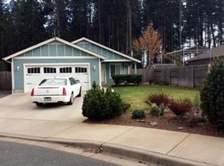 424 Lindilu Ln, Cave Junction, OR 97523