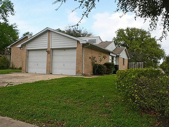 2nd image of 7102 Longvine Dr