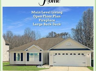 1911 9th Street Dr SE, Hickory, NC 28602