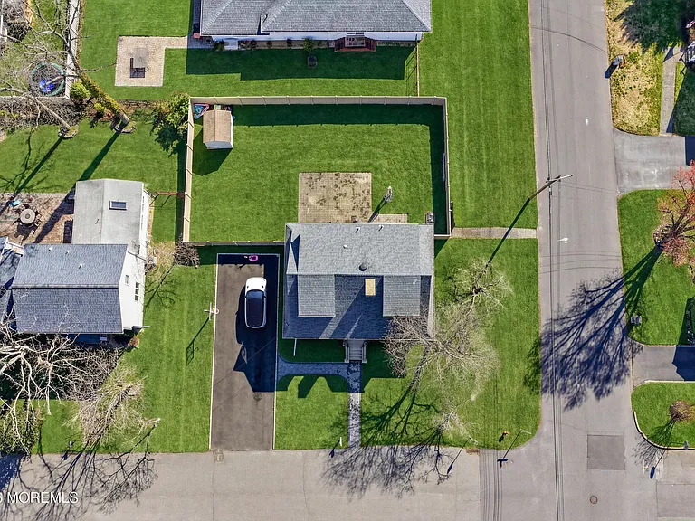 227 Chatham Ave — Photo 40