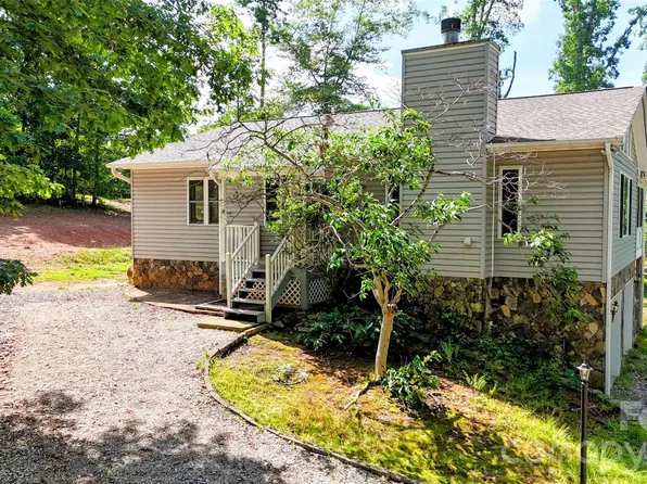 1943 Landrum Rd, Columbus, NC 28722