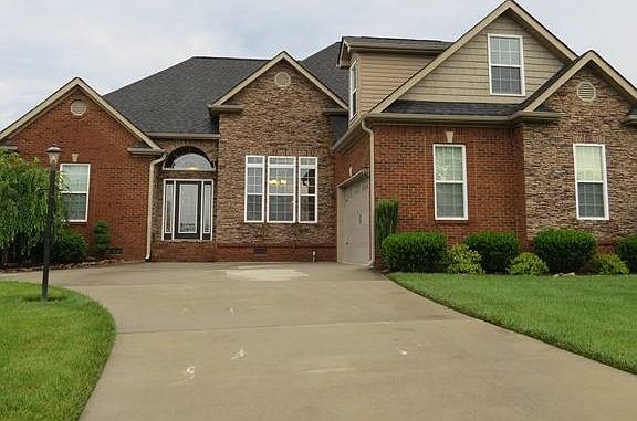 2nd image of 170 Winding Glen Dr NW
