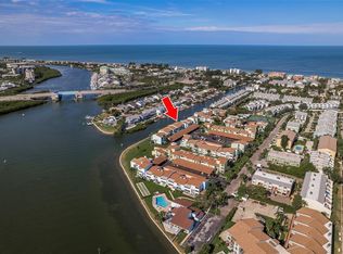1 Windrush Blvd APT 60, Indian Rocks Beach, FL 33785